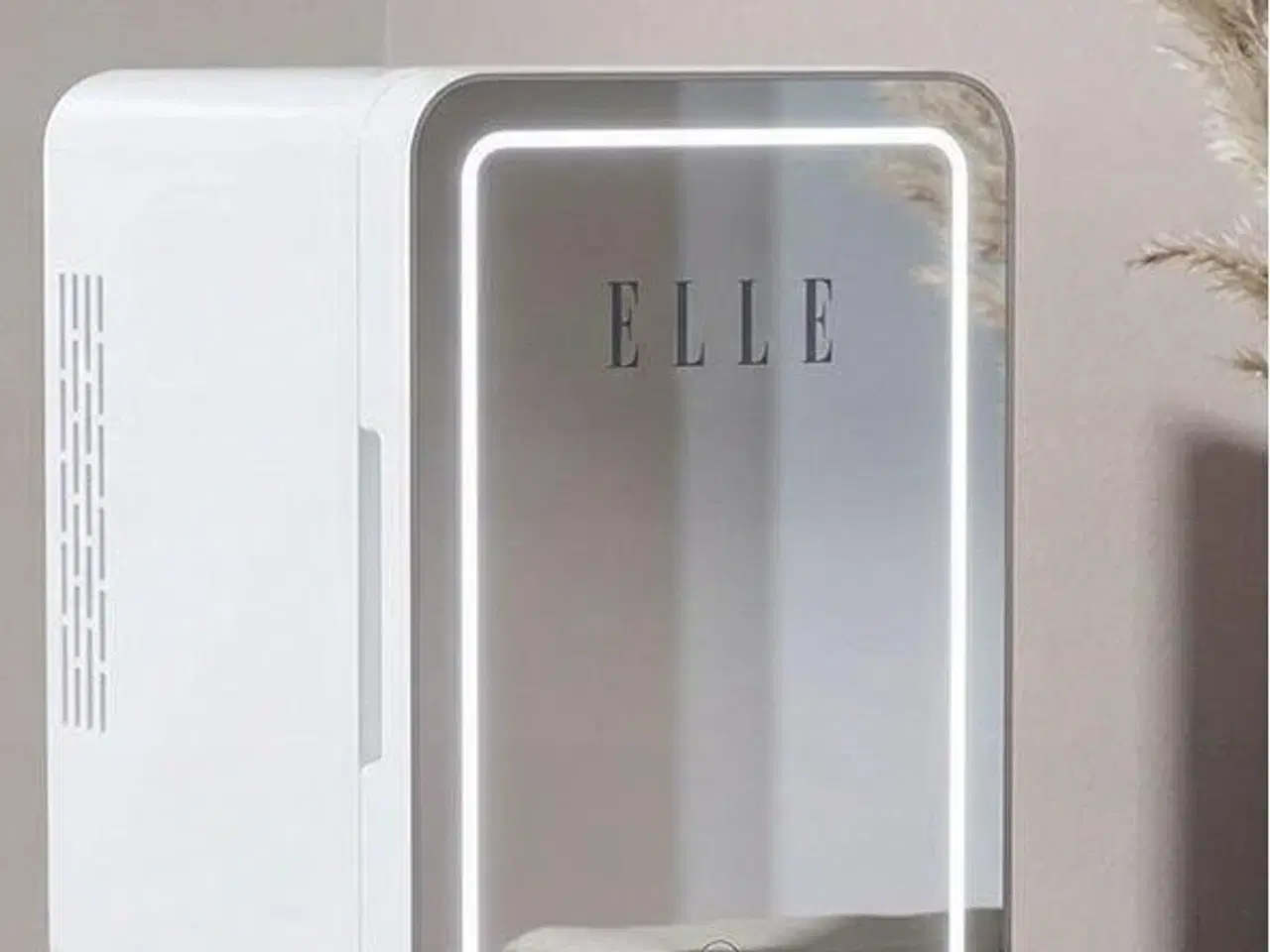 Billede 5 - Elle 6 l hvidt mini-køleskab med LED makeupspejl