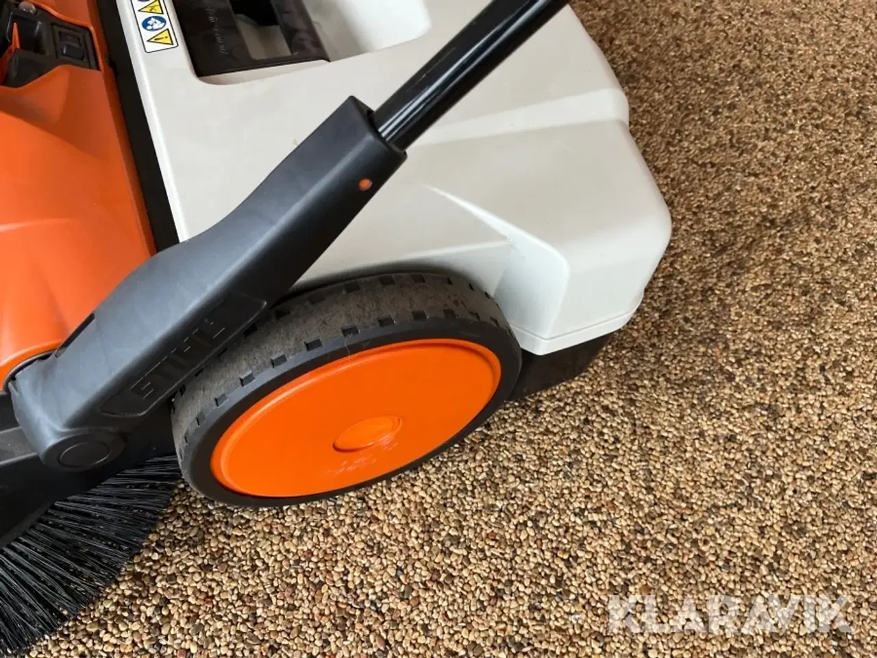 Billede 12 - Fejemaskine Stihl KGA 770