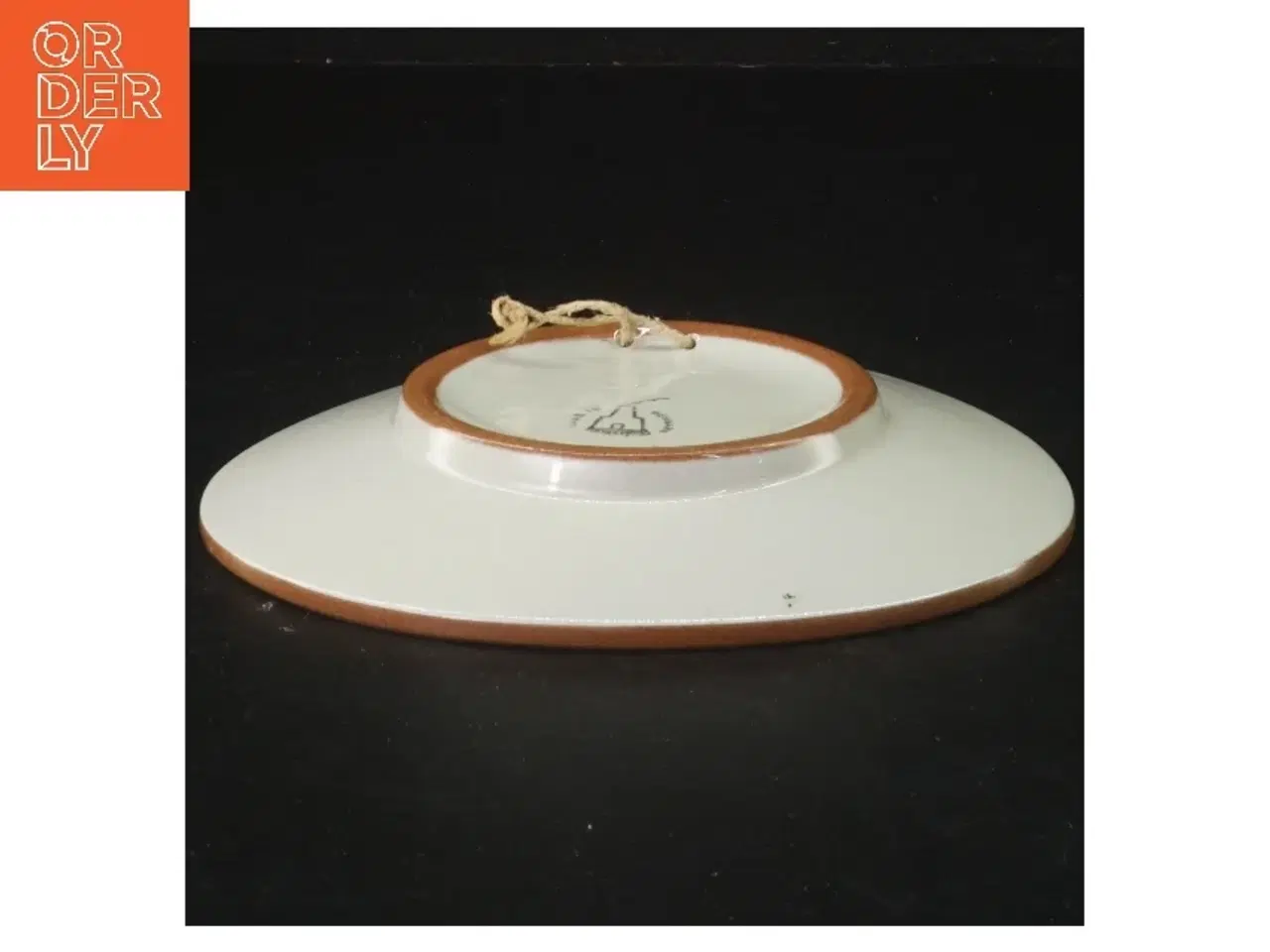 Billede 3 - Humoristisk keramisk tallerken fra Knabstrup, Storm P(str. Ø 15,5 cm) (str. Ø 15,5 cm)