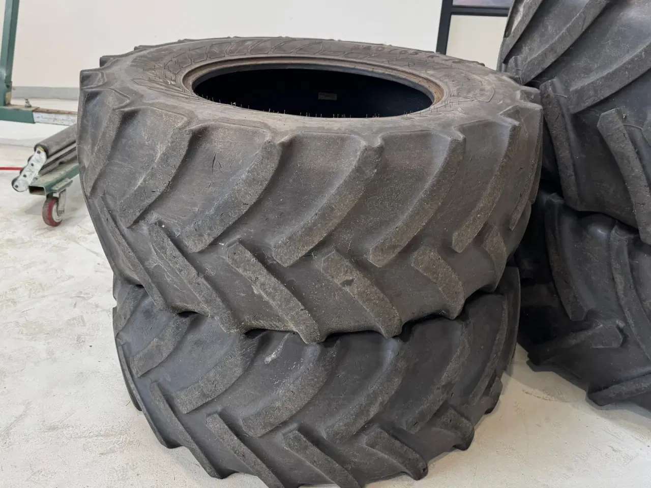 Billede 3 - Mitas 540/65R28