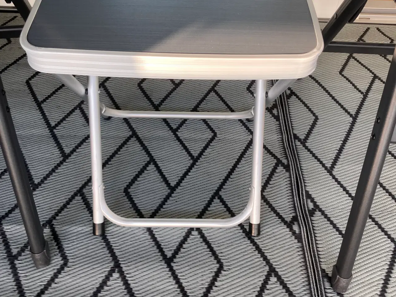 Billede 1 - Skammel/ bord