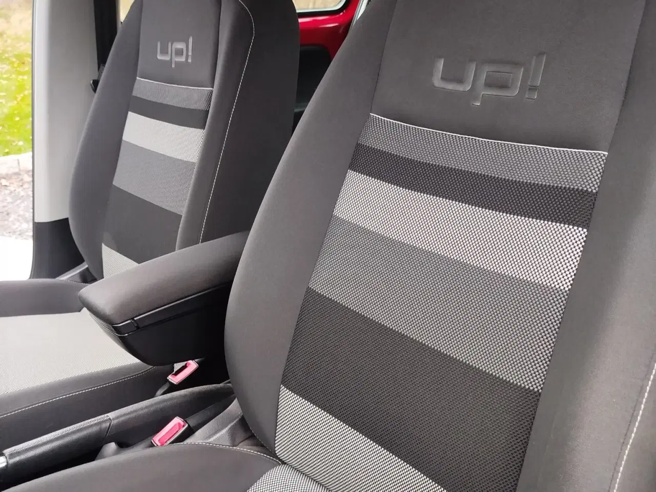 Billede 6 - Cheer Up! - Godt udstyret - 186000 km