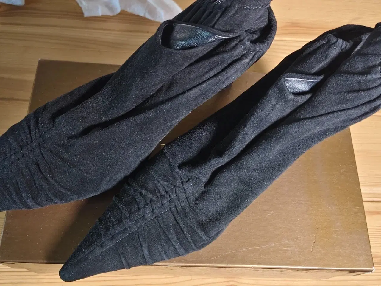 Billede 3 - Gucci Black Suede Stilettos Pelle S Cuoio Nero C39