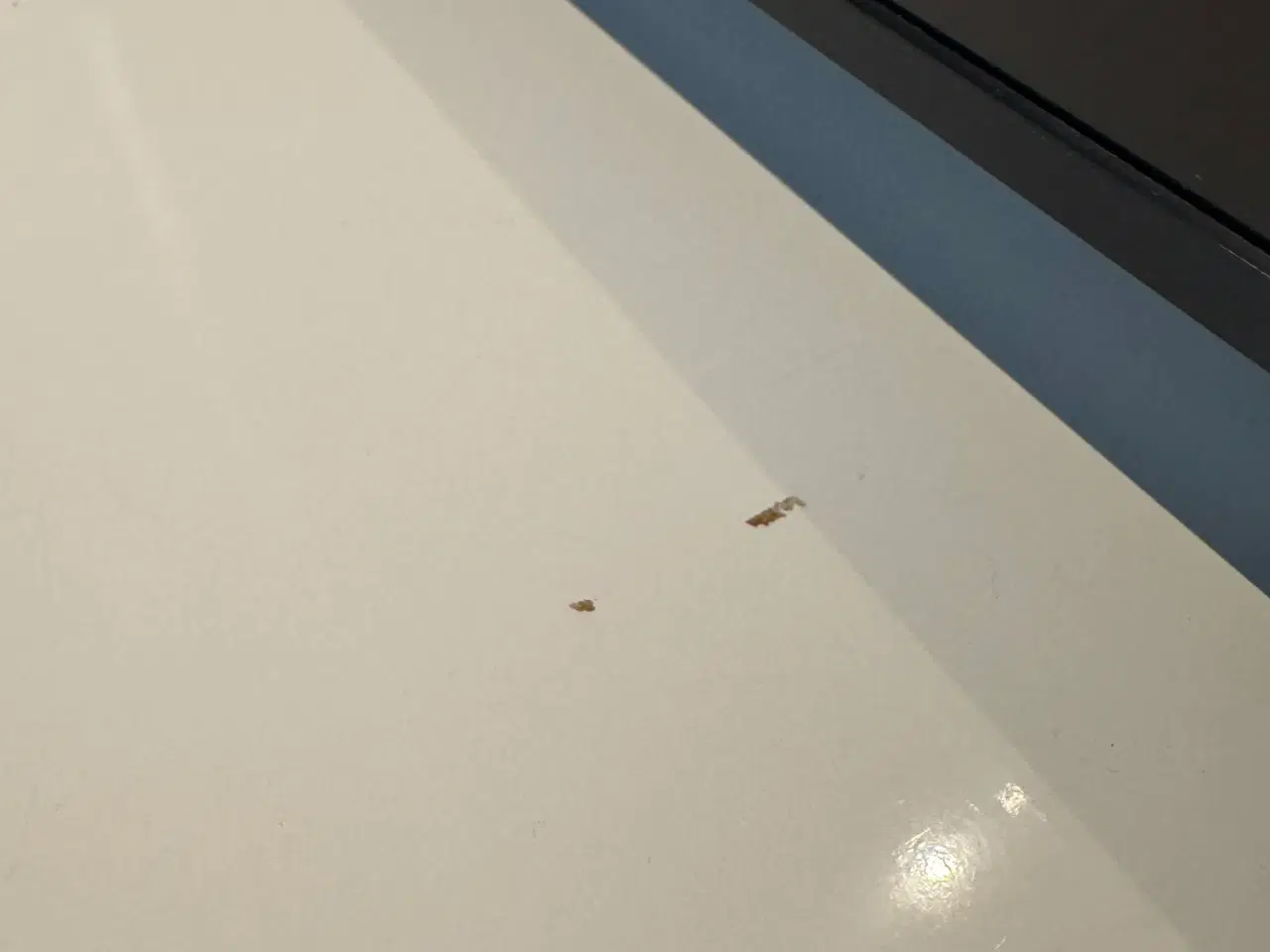 Billede 9 - Hvid TV bord med skuffe + reol