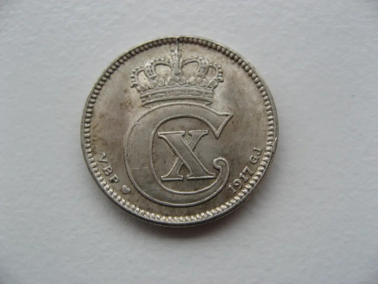 Billede 1 - Særdeles flot sølv 25 øre 1917, en af de svære