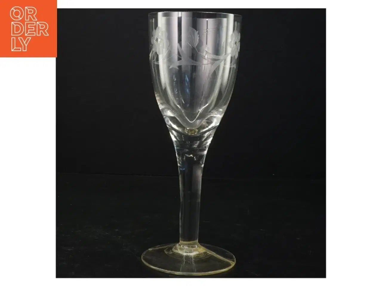 Billede 1 - Stort glas med slebet mønster (str. 23 x 9 cm)