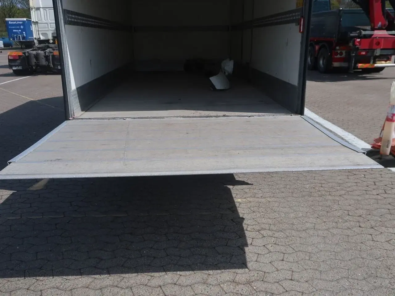 Billede 8 - Varebil MERCEDES Sprinter 318 CDI