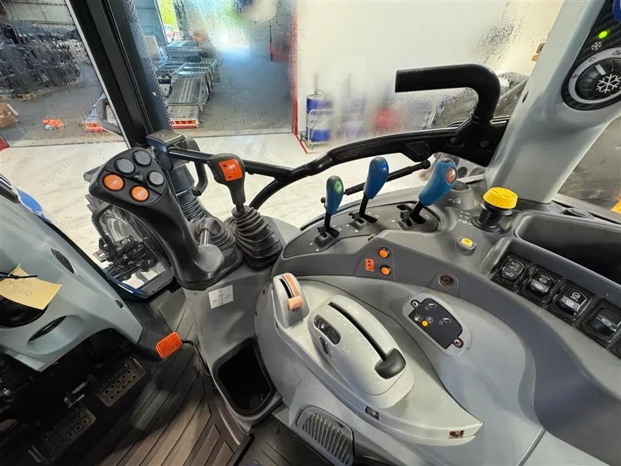 Billede 16 - New Holland T5.110 EC KUN 2700 TIMER OG AFFJEDRET KABINE!