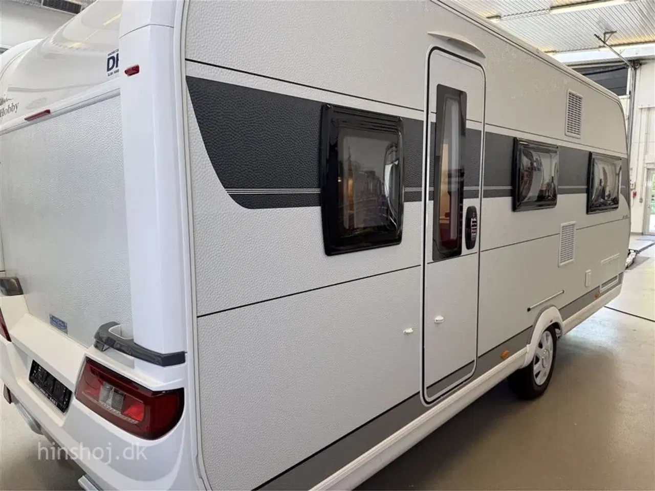 Billede 16 - 2023 - Hobby De Luxe 540 KMFe   Dejlig køjevogn med 2 køjer og dobbeltseng fra Hinshøj Caravan A/S