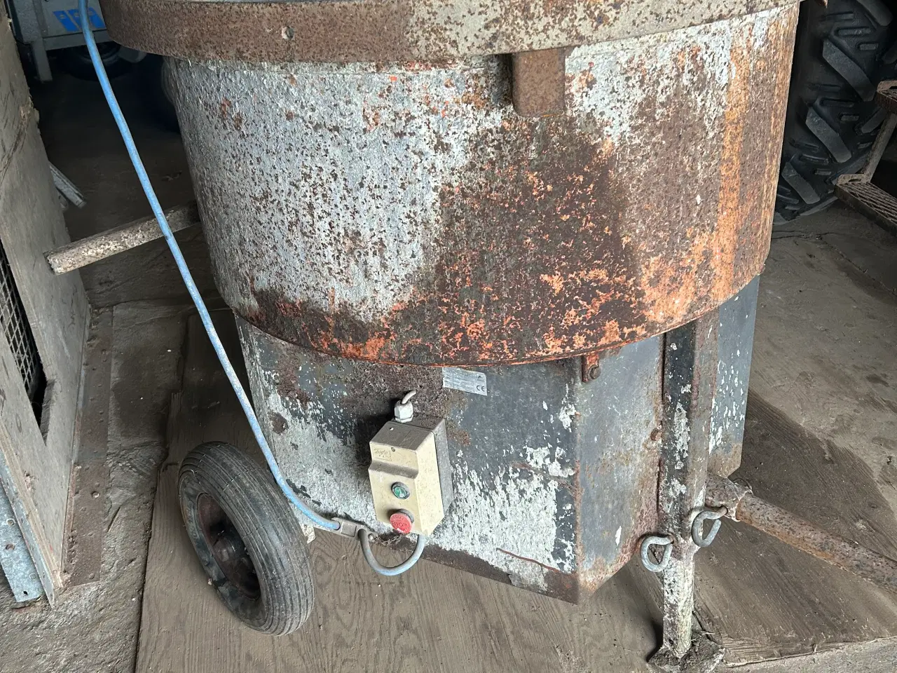 Billede 2 - Tvangsblander 325 liter
