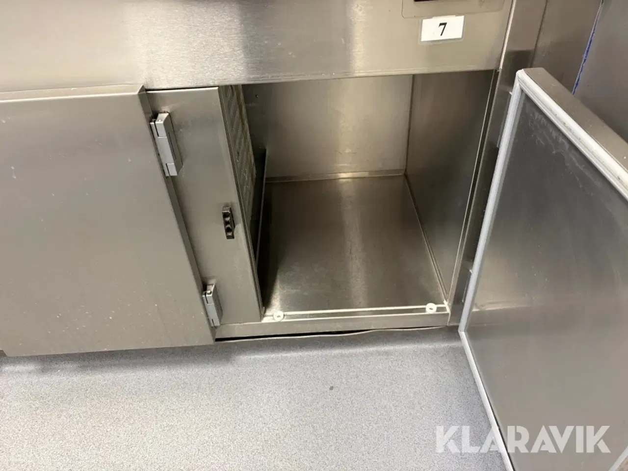 Billede 10 - Kølebord med varmeskab