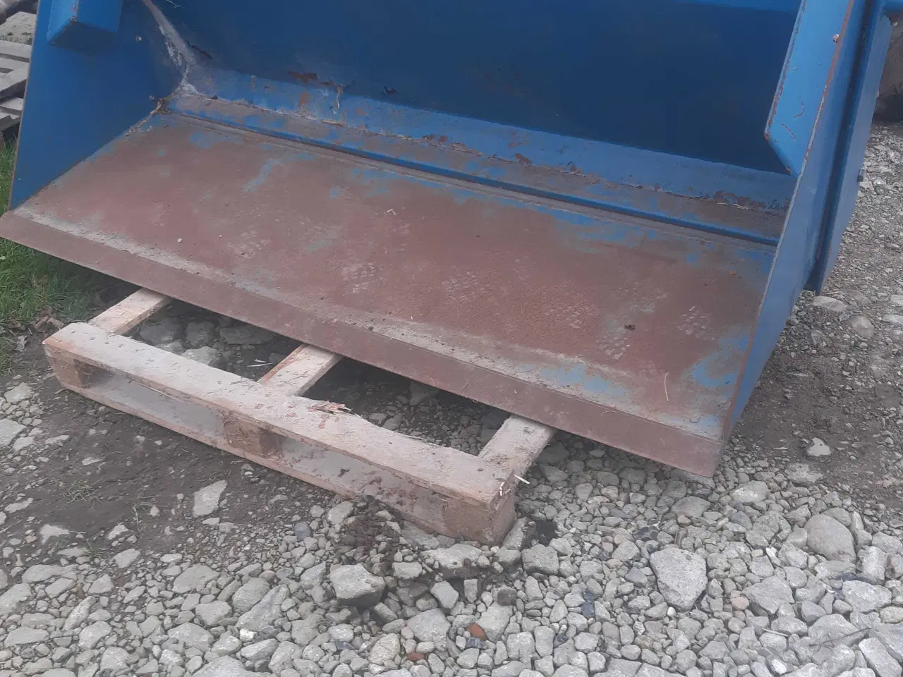 Billede 3 - Overfalds-greb / Skovl  4 i en 8850-