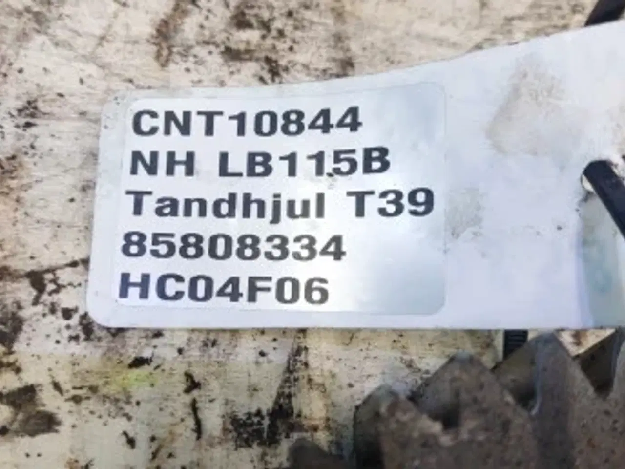 Billede 6 - New Holland LB115B Tandhjul T39 85808334