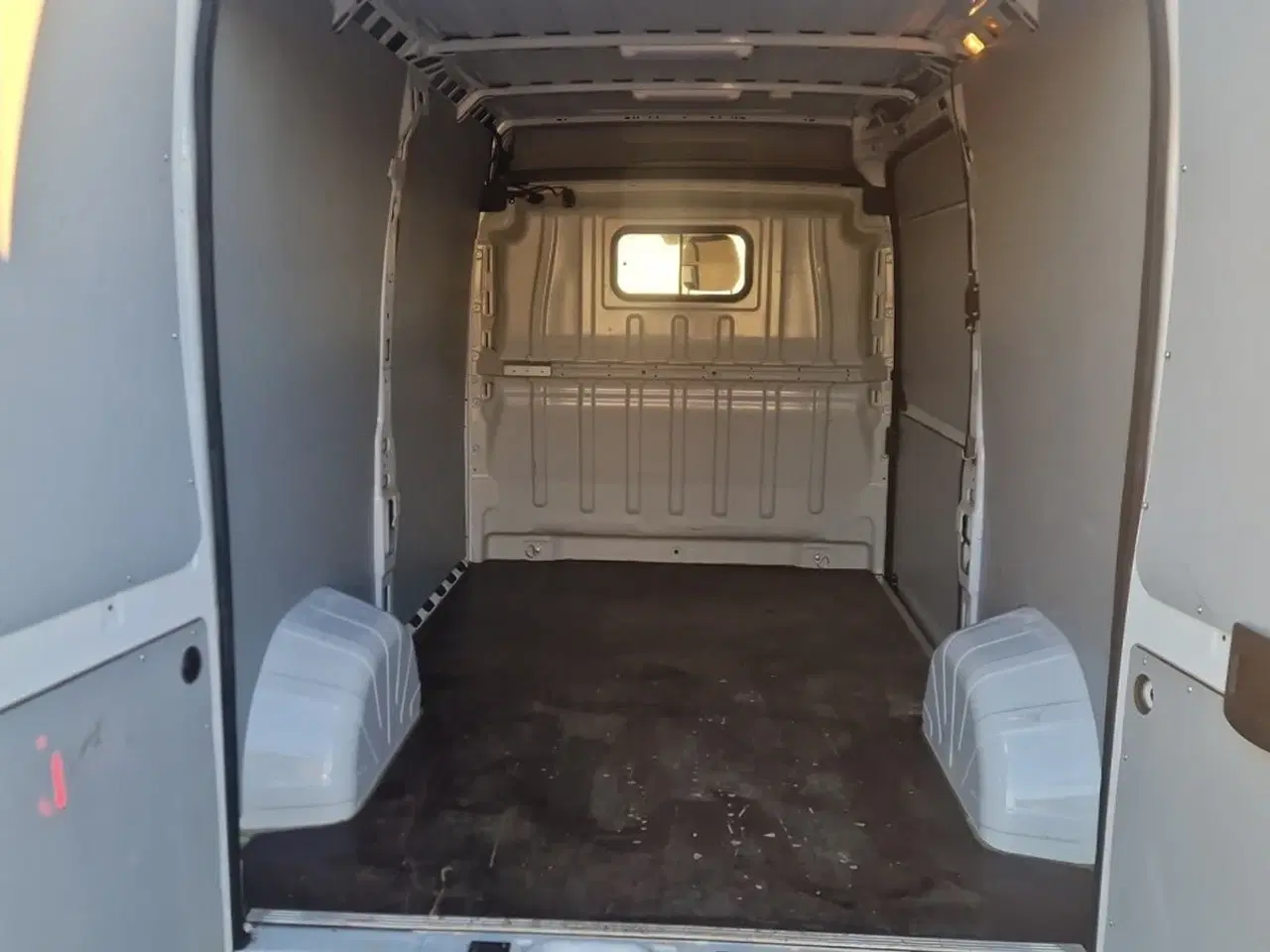 Billede 10 - Citroën Jumper 33 2,2 BlueHDi 140 L2H2 FlexLine