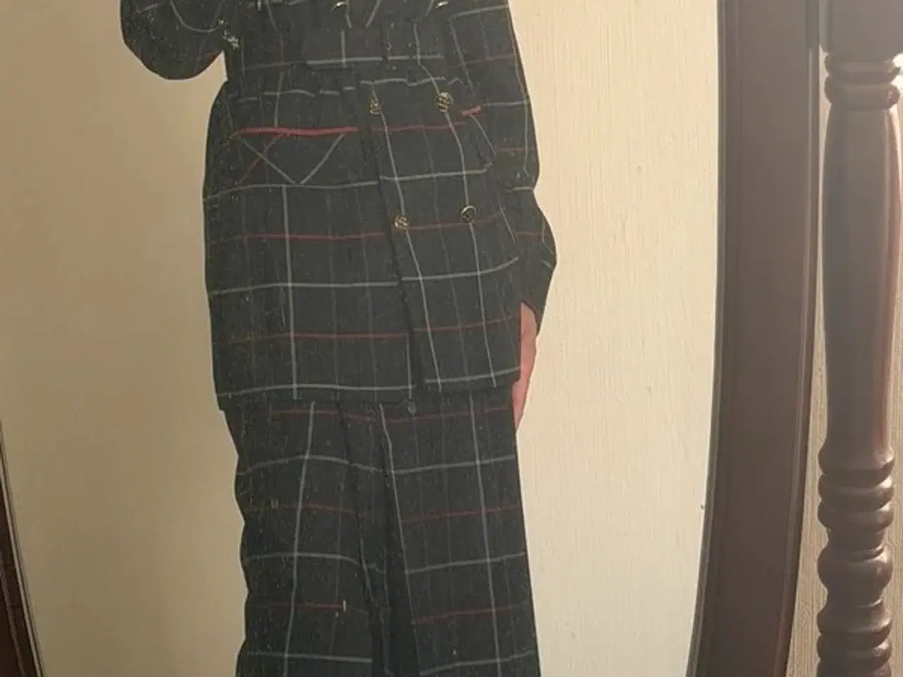 Billede 3 - Vintage Bee -Q blazer og nederdel str. M