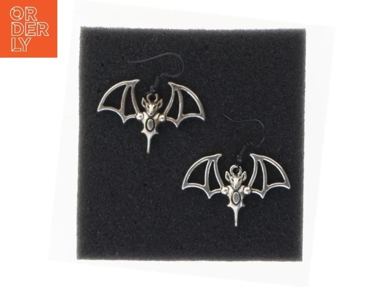 Billede 1 - Flagermus øreringe (str. 3,5 cm)