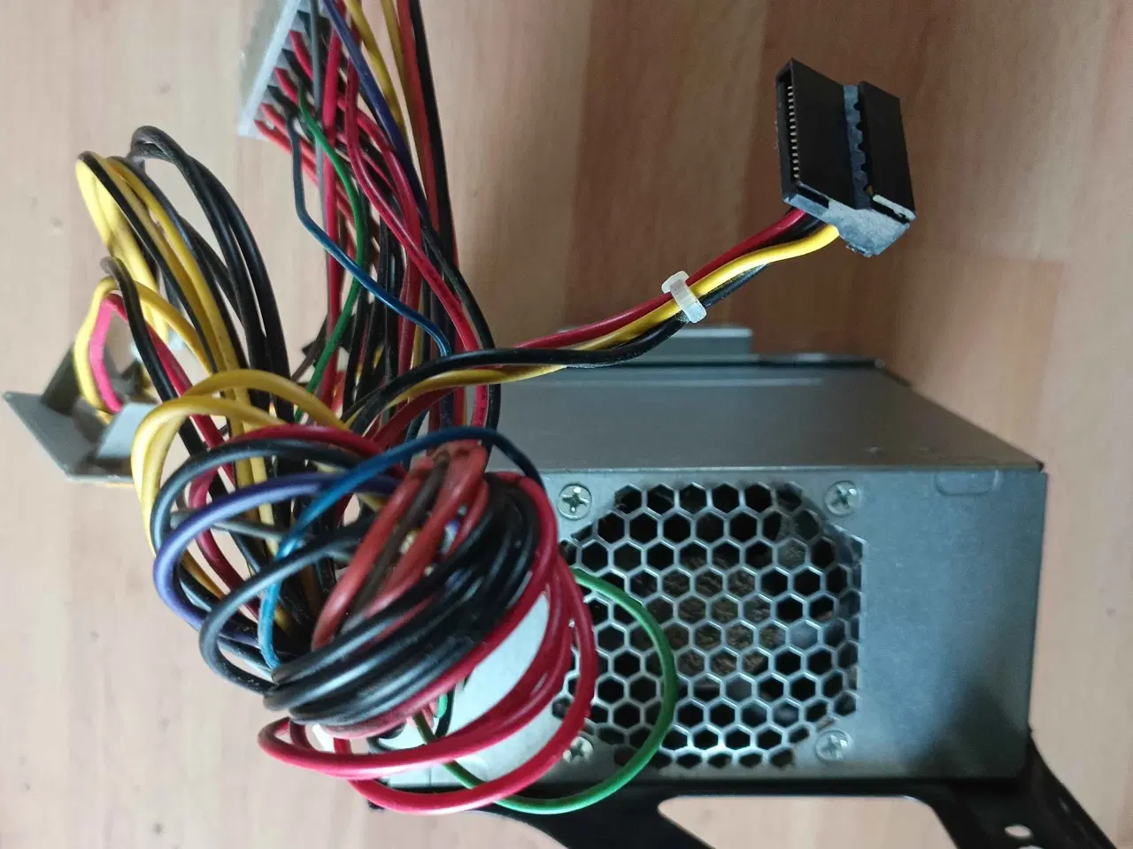 Billede 1 - Hipro HP-D250AA0 Strømforsyning