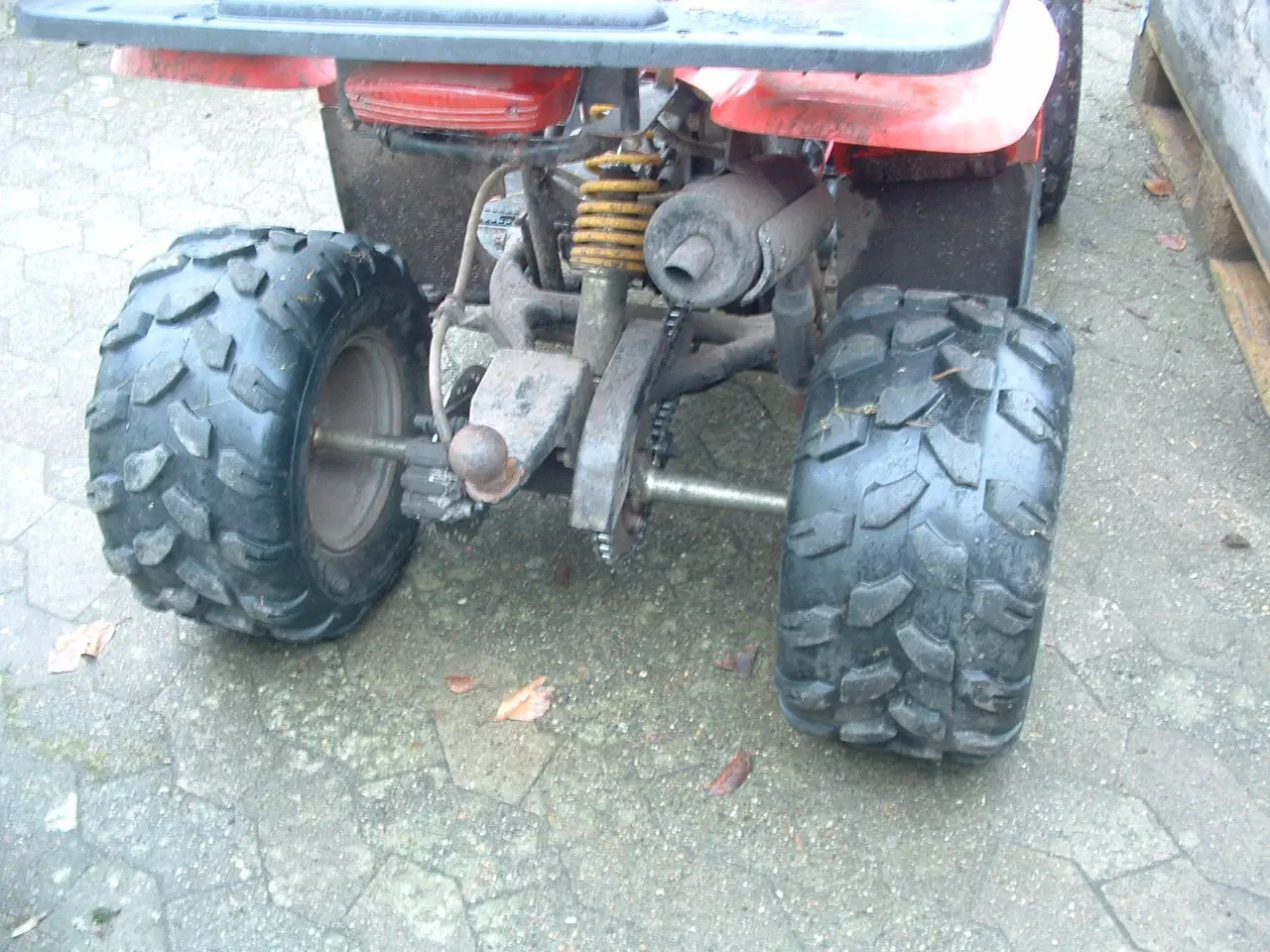 Billede 3 - defekt atv bøjet styr og bærearm ,tilstand ukendt