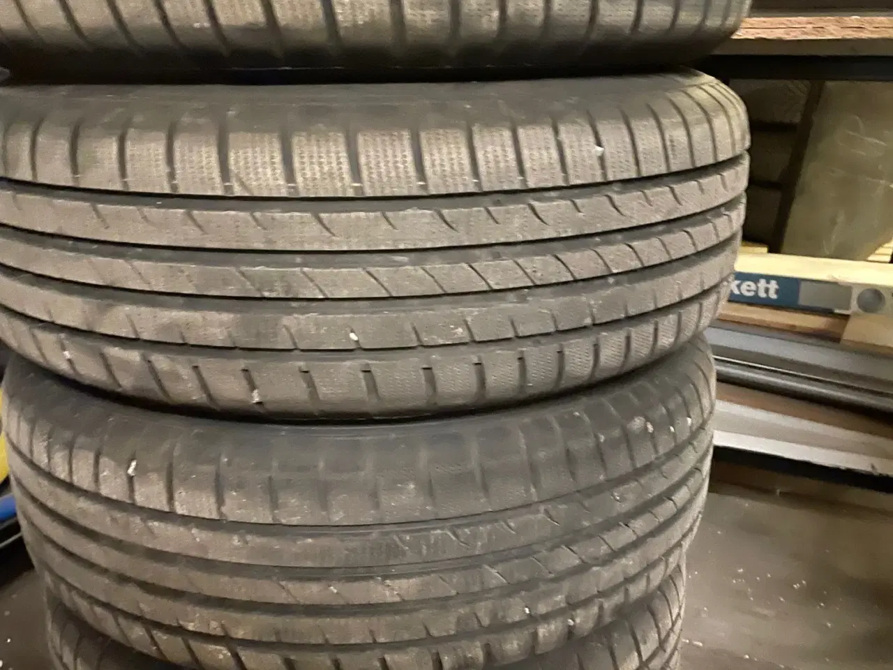 Billede 1 - Næsten nye 215/65R16 Fortuna vinterdæk sælges