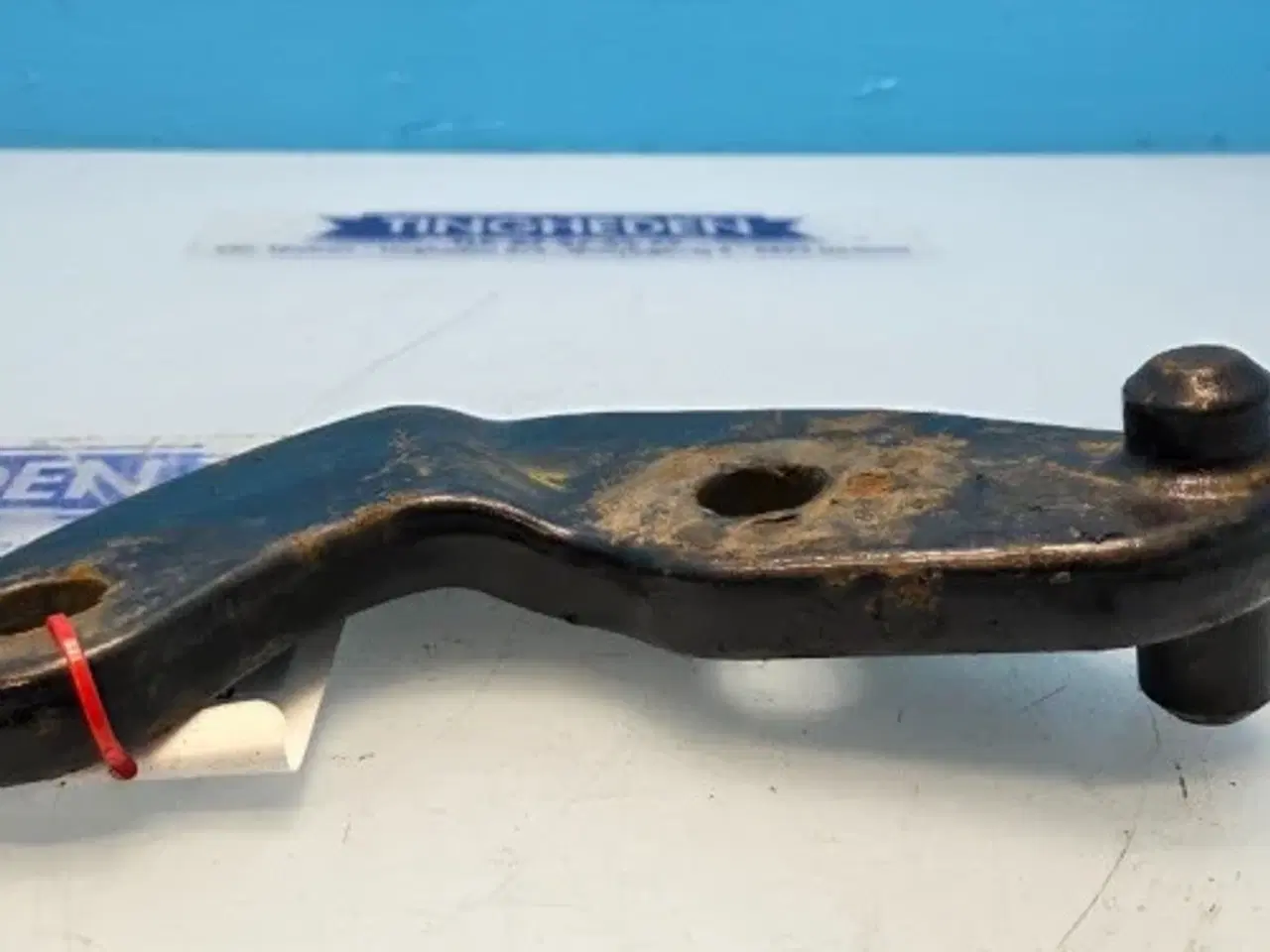 Billede 5 - New Holland TM165 Beslag L. 82006144