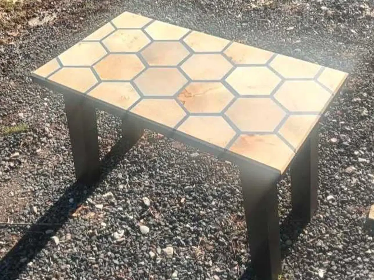 Billede 4 - Nyt sofabord (hexagon) 