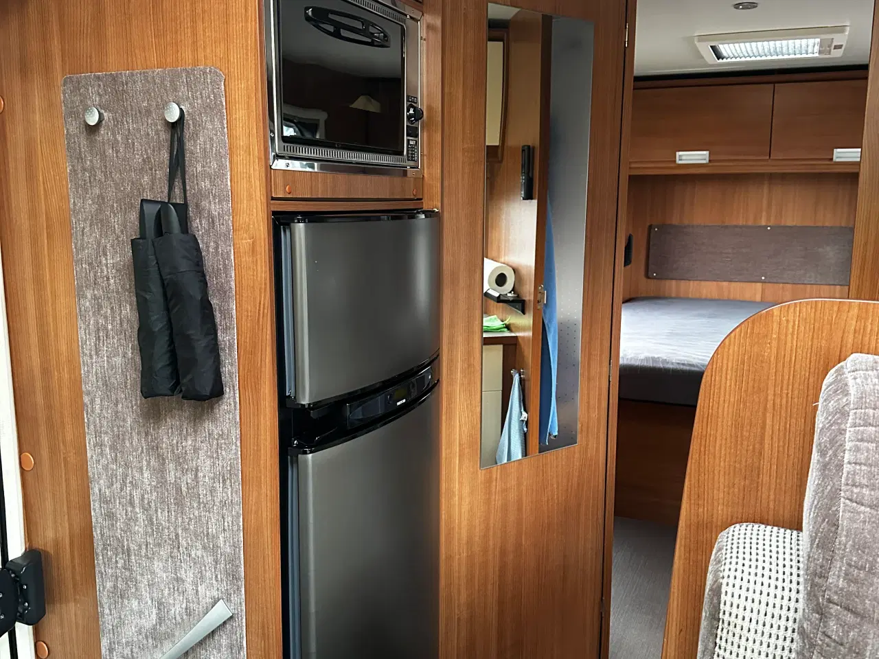 Billede 8 - Velholdt helintegreret ITINEO MB740 autocamper