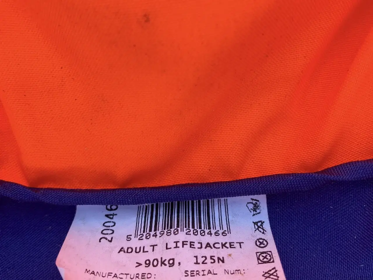 Billede 2 - 3 stk. veste tror ikke de har været brugt 