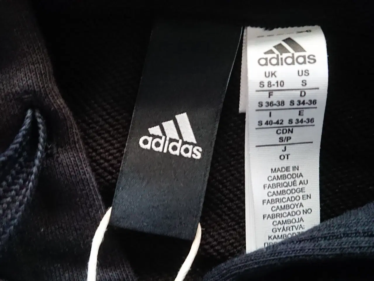 Billede 3 - Adidas hættetrøje med lynlås