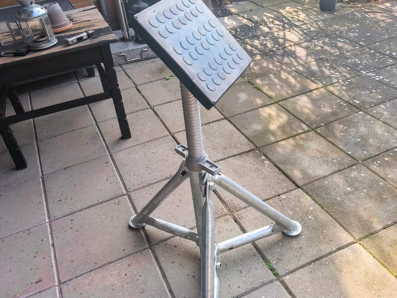 Billede 3 - Motorbåds-støtte. (Galvaniseret stål ) 