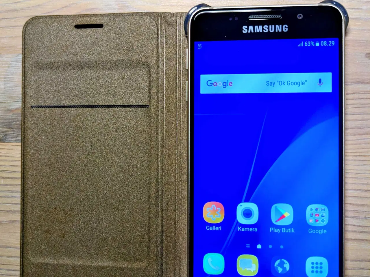 Billede 8 - 2 stk Samsung Galaxy A3 2016 i flot stand