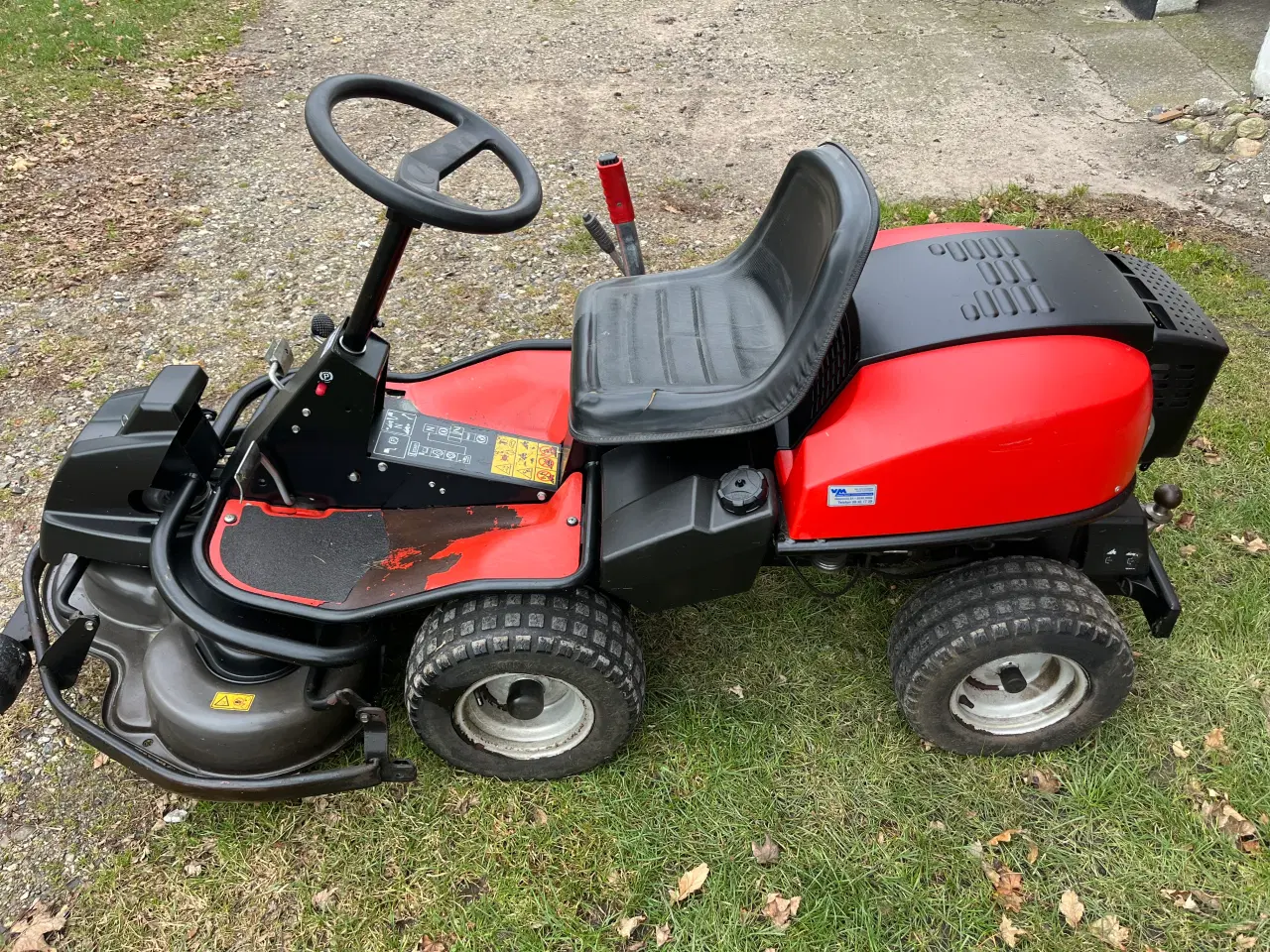 Billede 1 - Jonsered rider