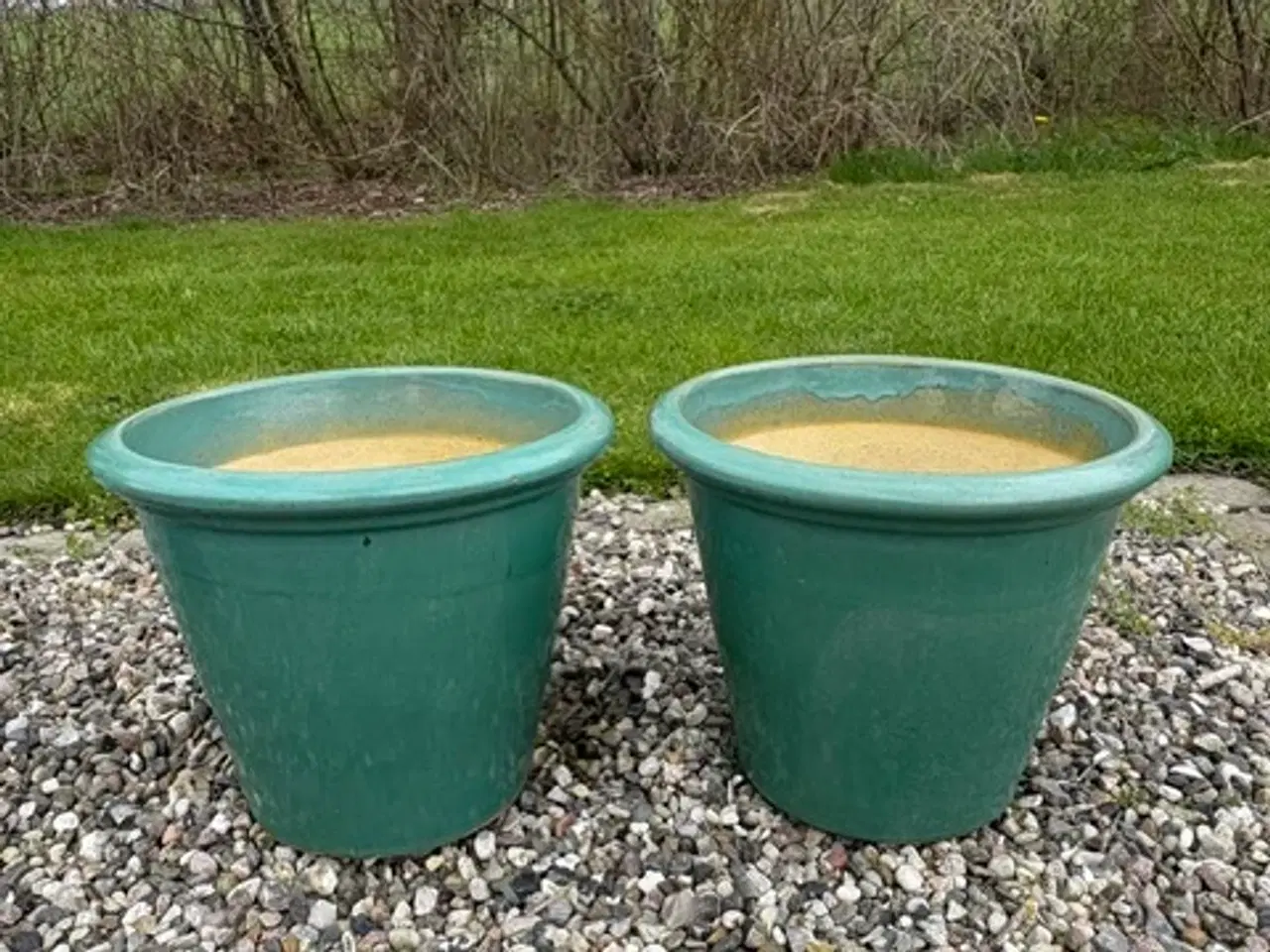 Billede 1 - 2 stk. Grønne krukker 