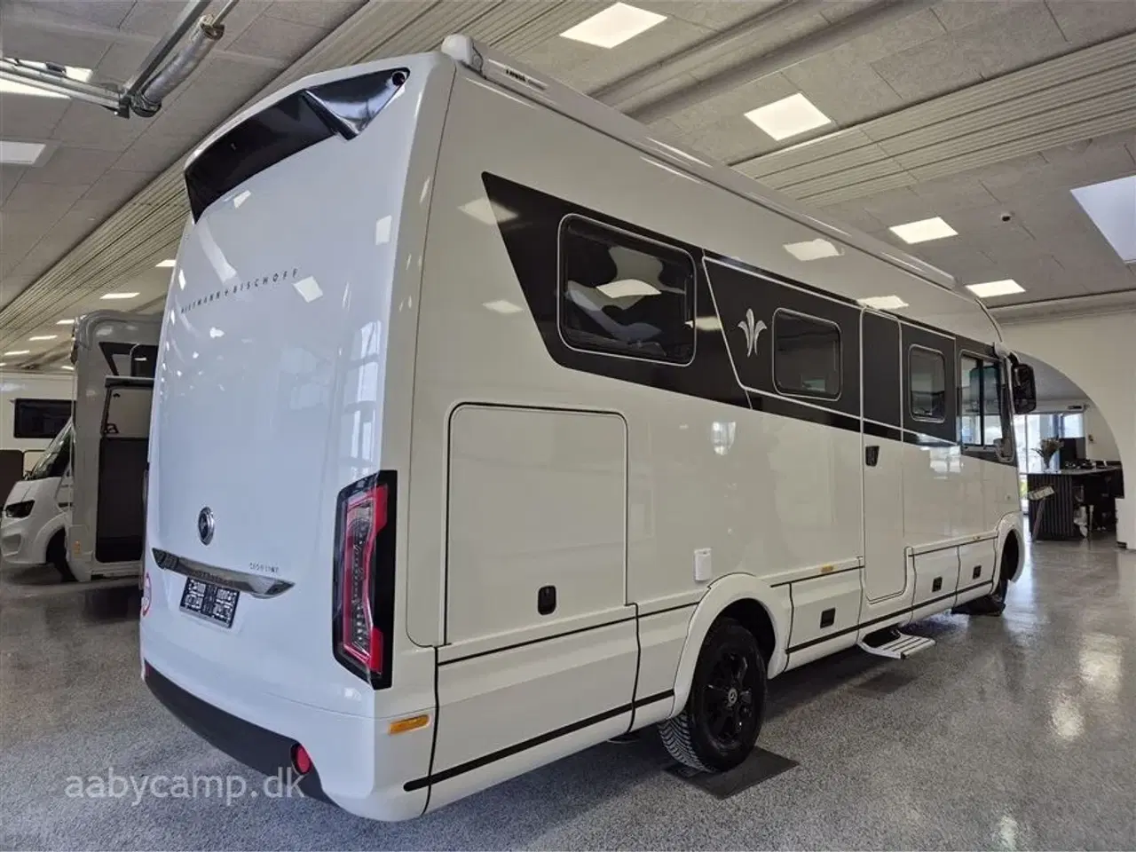 Billede 2 - 2025 - Niesmann+Bischoff Arto 78   solceller. 3x150 Ah lithium batterier. 3000w inverter. Elektrisk markise. Udv. gas/vand. Helårsdæk. 2x TV. Duo control. luft undervogn. Hydrauliske støtteben.