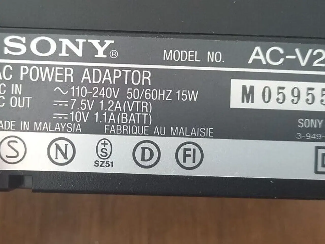 Billede 4 - SONY batteri oplader / AC POWER adapter AC-V25 til