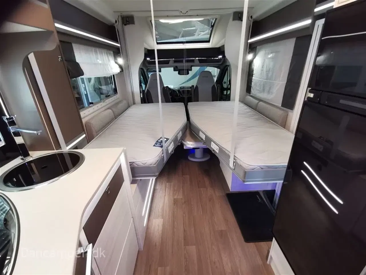 Billede 18 - 2019 - Chausson Welcome Premium 630   UNDER KLARGØRING! 2019 Model! 170 hk Ford med el.sænkbare enkeltsenge, Tertek antenne og masser af yderligere udstyr.