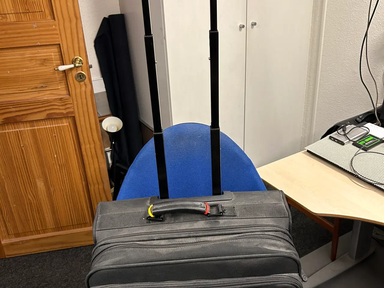 Billede 3 - Umates Roller kuffert - Pc taske