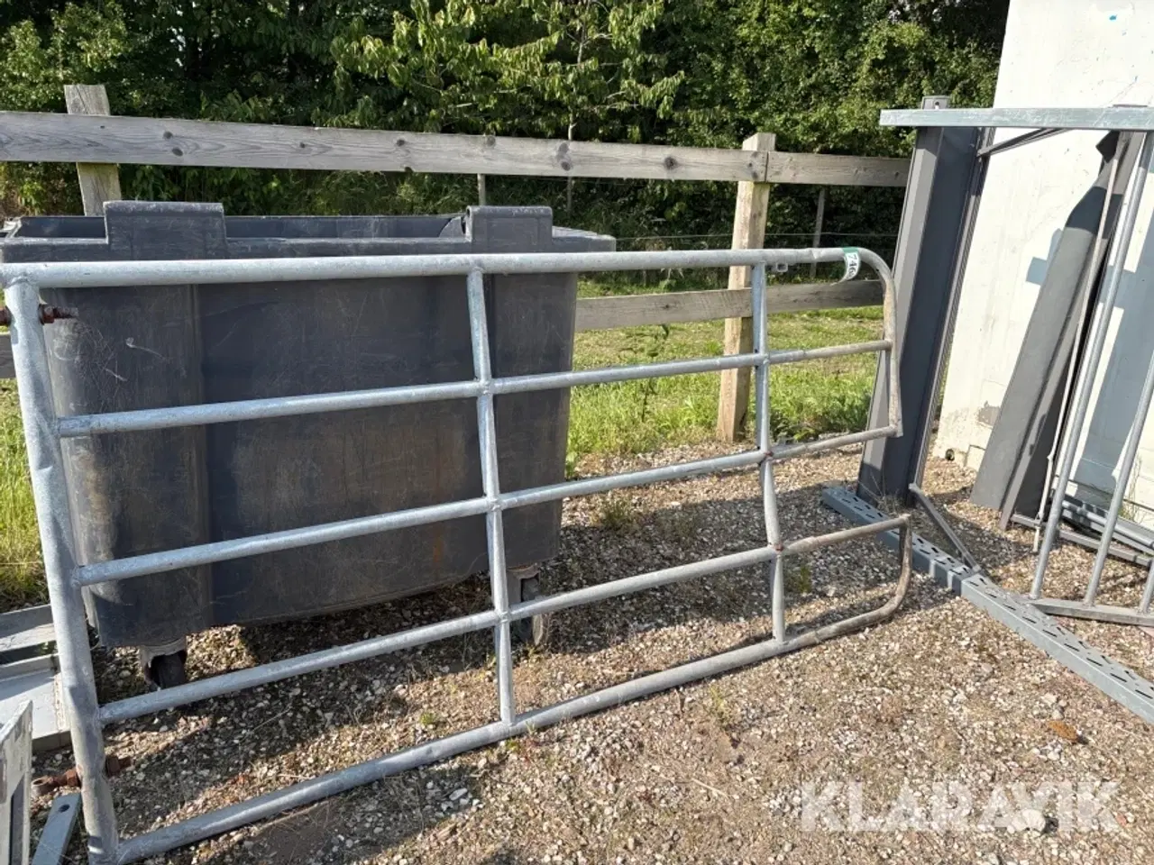 Billede 2 - Låge