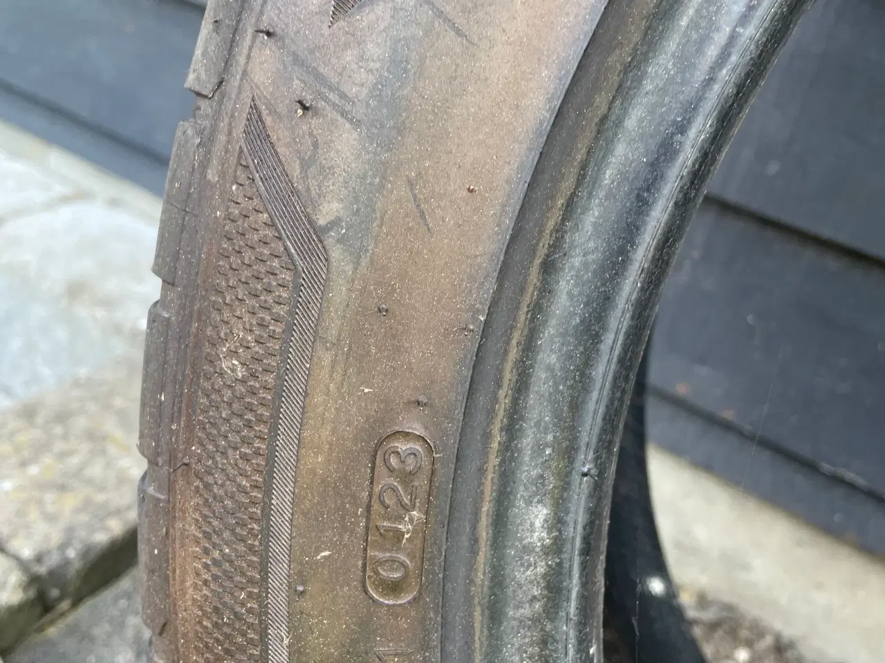 Billede 4 - dæk hankook 2stk 245/45 r18  Fra 2023