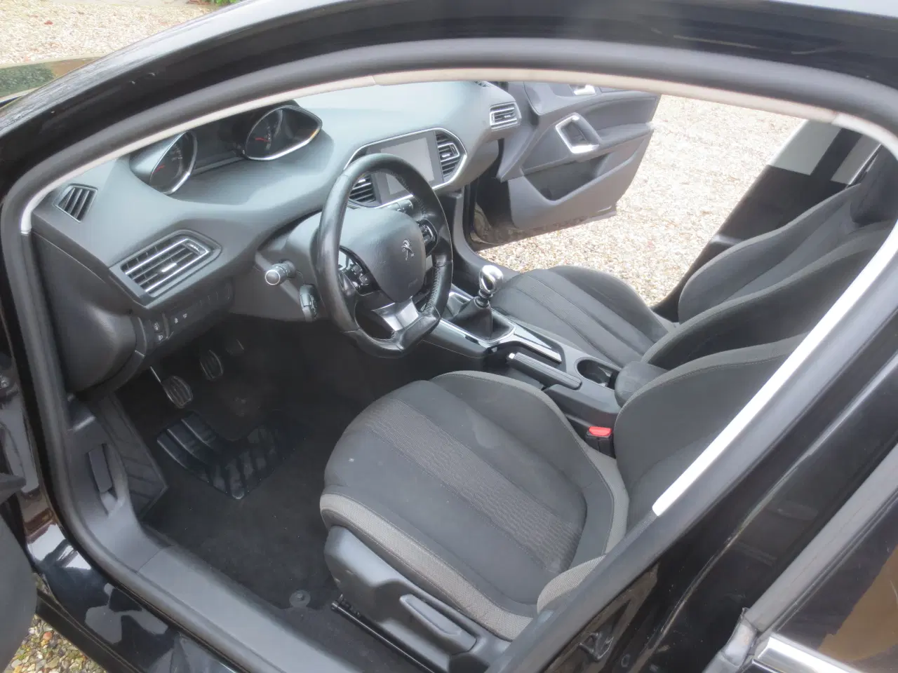 Billede 15 - Peugeot 308 1.6 Blue HDi Årg 2015 Nysynet