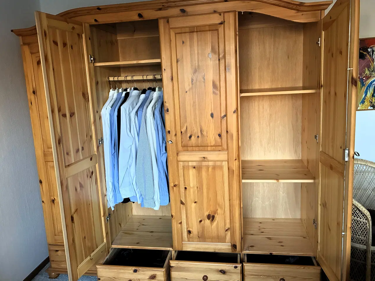 Billede 3 - Garderobeskab, klædeskab