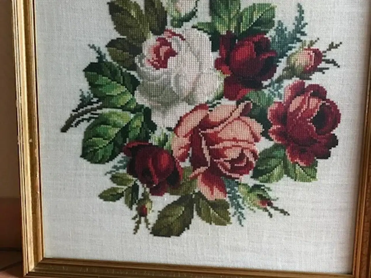 Billede 1 - Broderet Blomstermotiv 50kr 