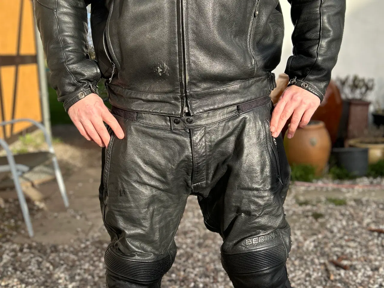 Billede 1 - Bering MC læder jakke og buks sæt