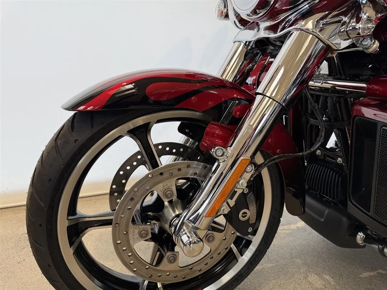 Billede 35 - Harley Davidson FLHTCUTGSE Tri Glide Ultra CVO 117" Trike