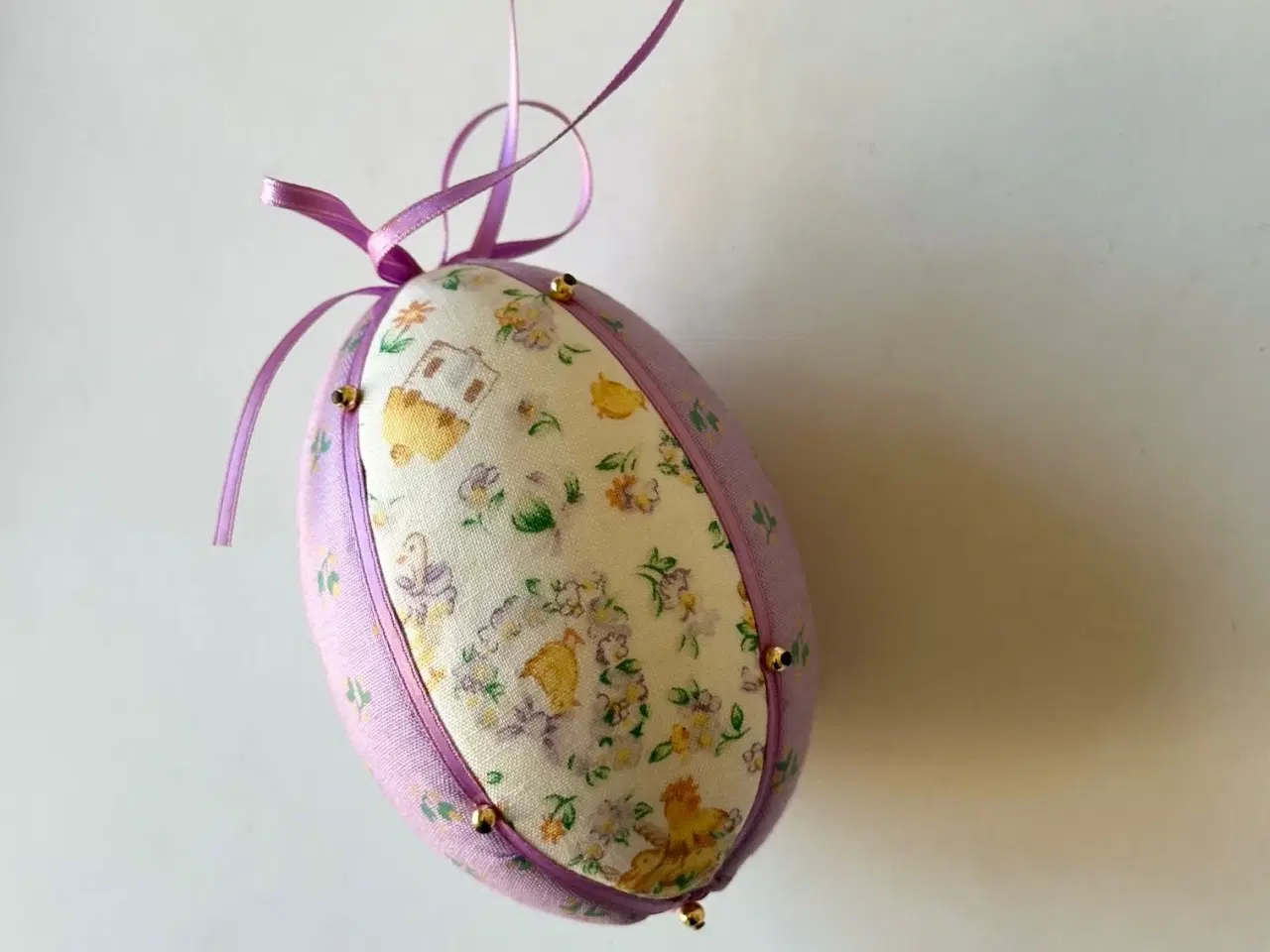 Billede 3 - Mellem påskeæg, lilla m små blomster