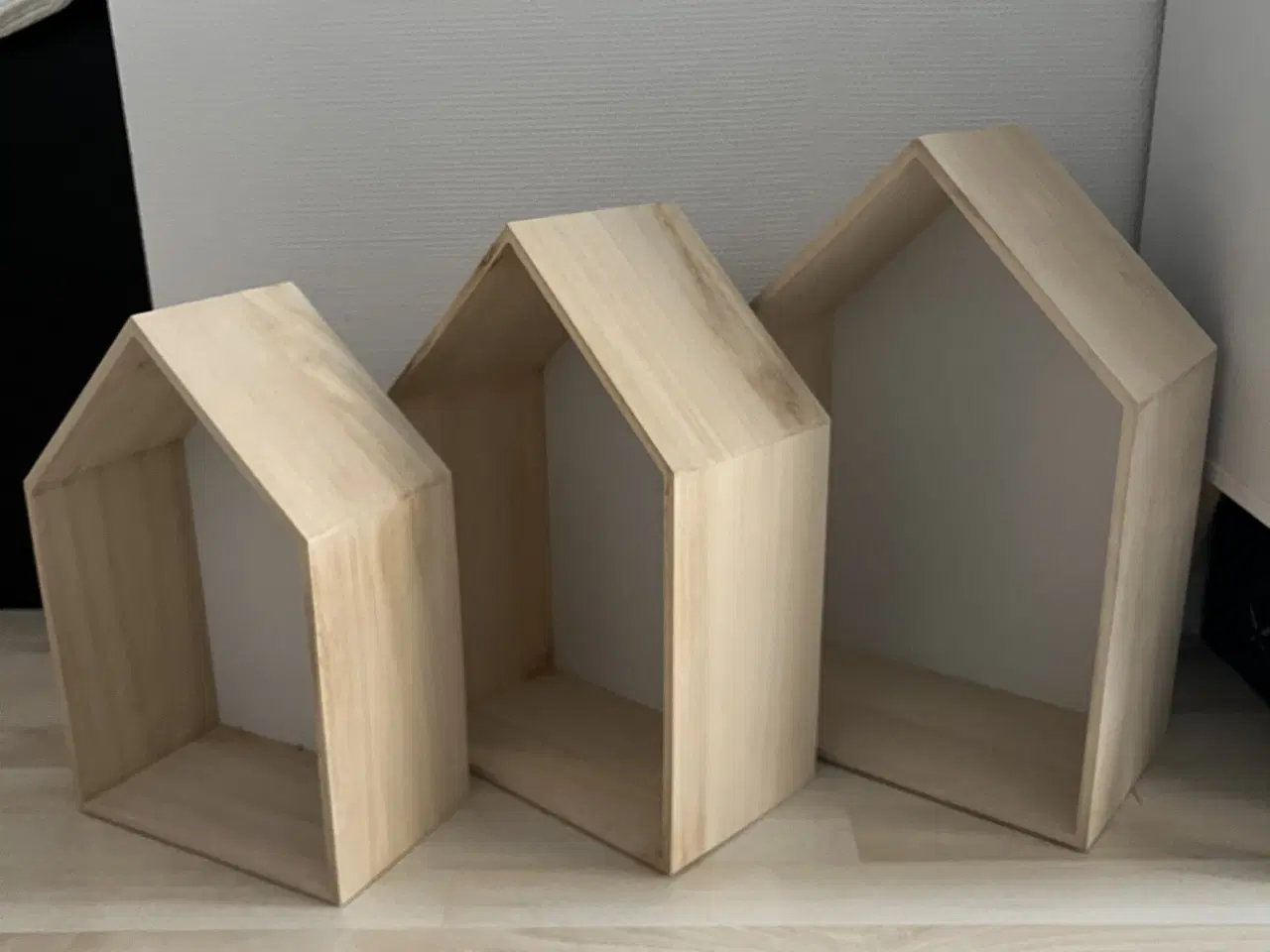 Billede 1 - Træhuse ophæng