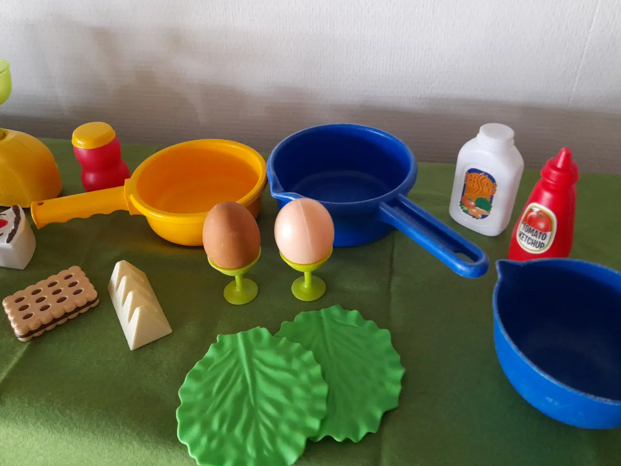 Billede 5 - Legemad, gryder, pander, køkkenvægt m.m