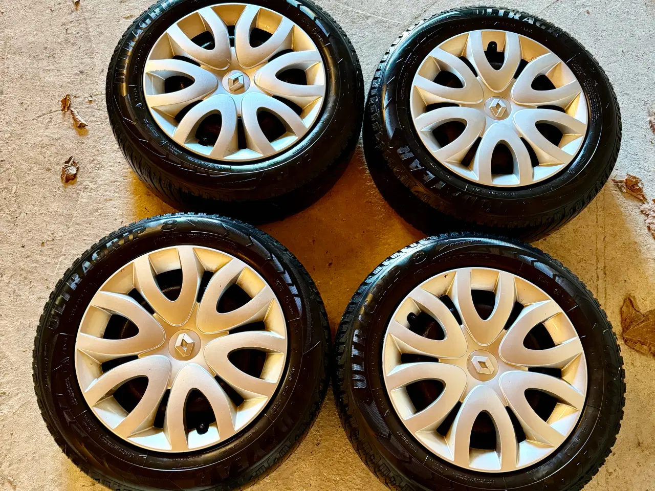 Billede 2 - Vinterhjul til Renault Clio sælges 