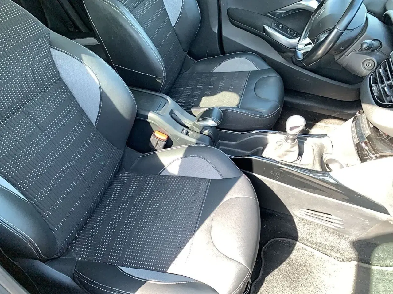 Billede 4 - Peugeot 2008 1,5 BlueHDi 100 Allure+