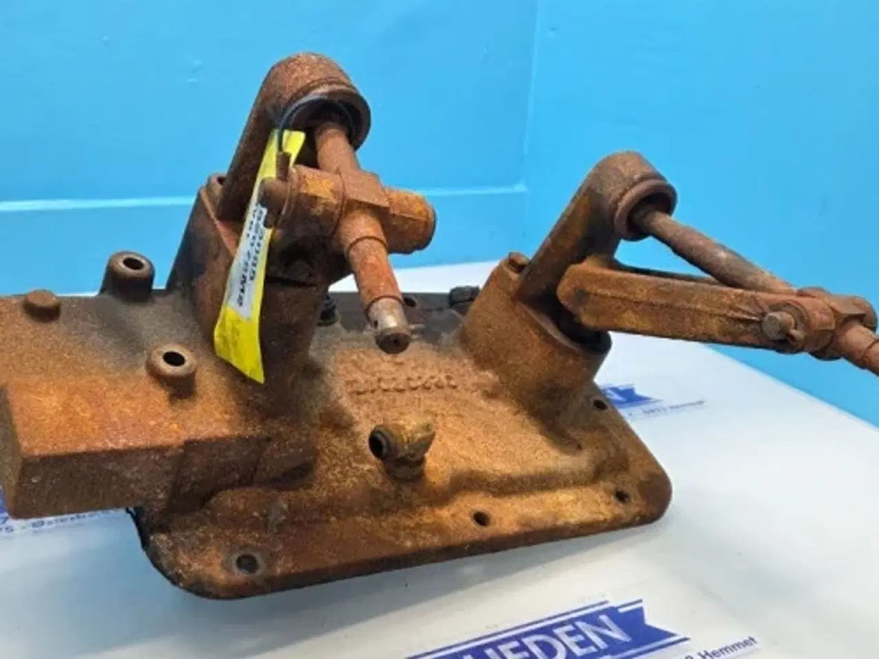 Billede 4 - Massey Ferguson 3085 Dæksel 3582078M2