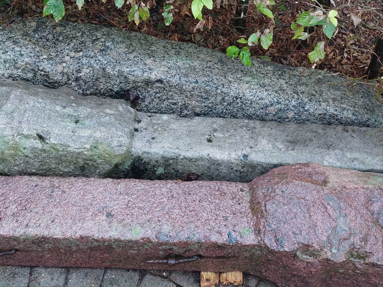Billede 4 - Granit, gamle, hugget i dansk granit.